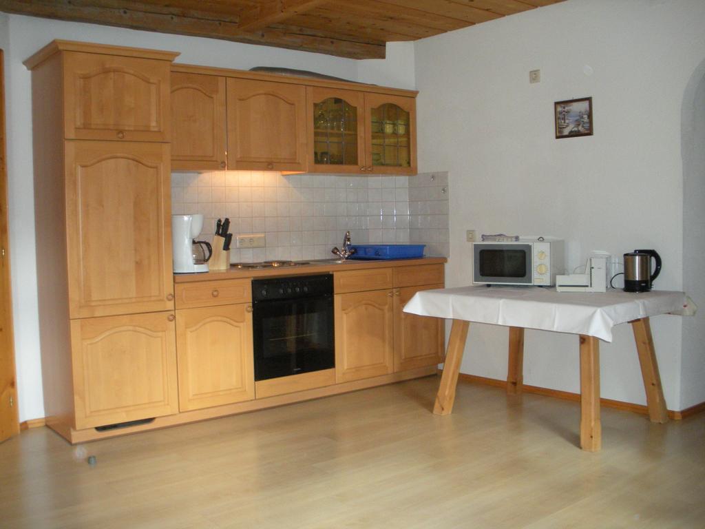 Apartment Christine Öttl Pfunds Zimmer foto